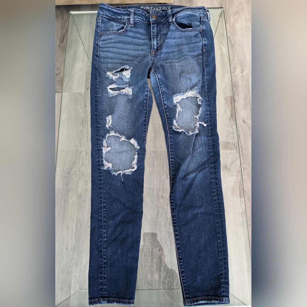 American Eagle Medium Wash Distressed Super Stretch Women's Sz 10R